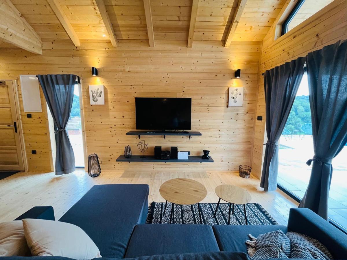 Holiday House Adamo Selno Exterior photo